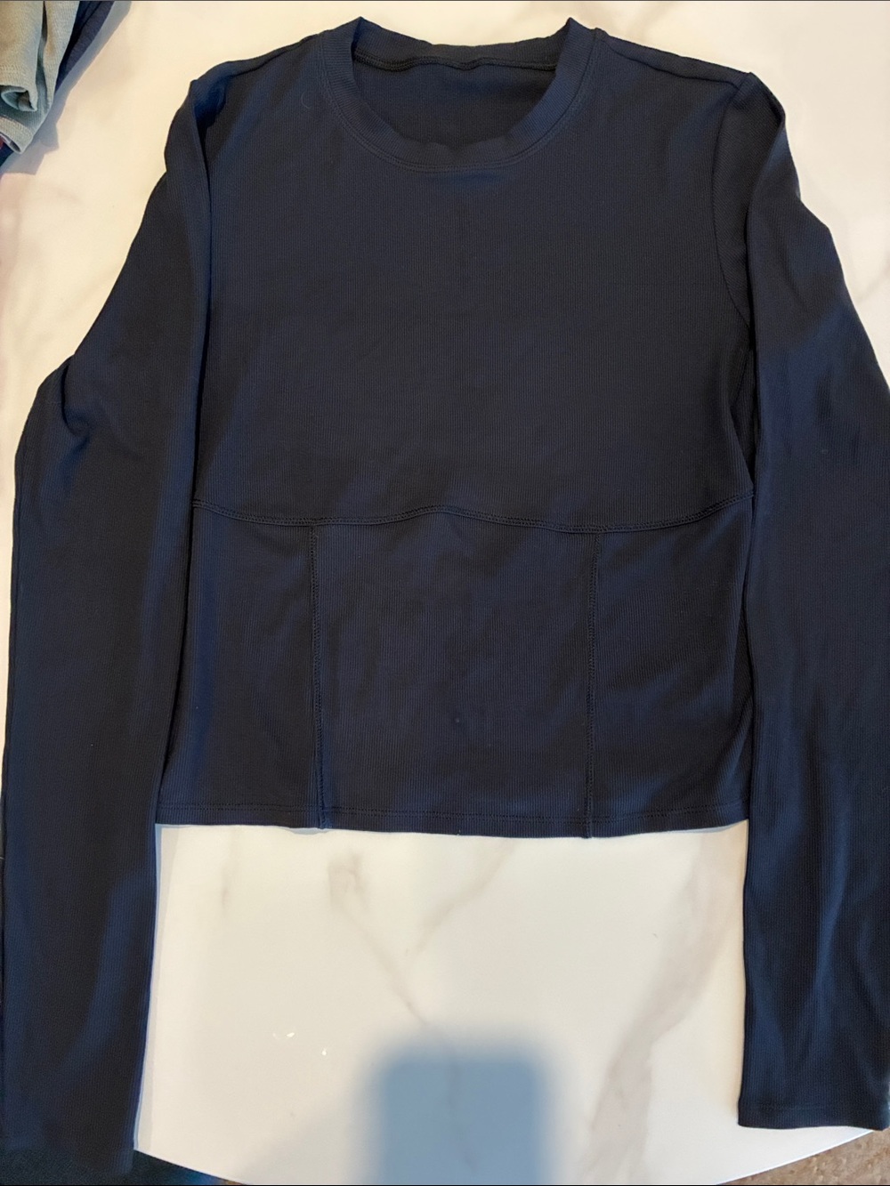 Black Long-Sleeve Cropped Top large
